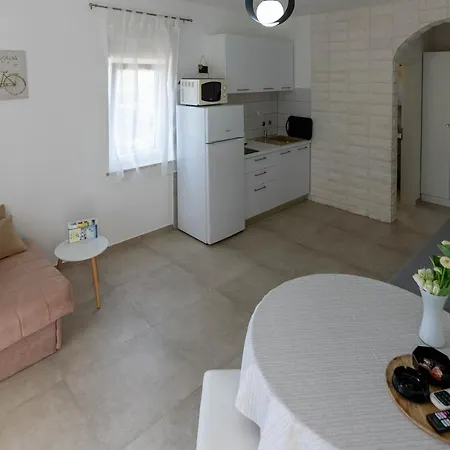 Briuni Riviera Πούλα