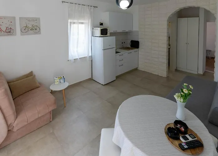 Briuni Riviera 풀라