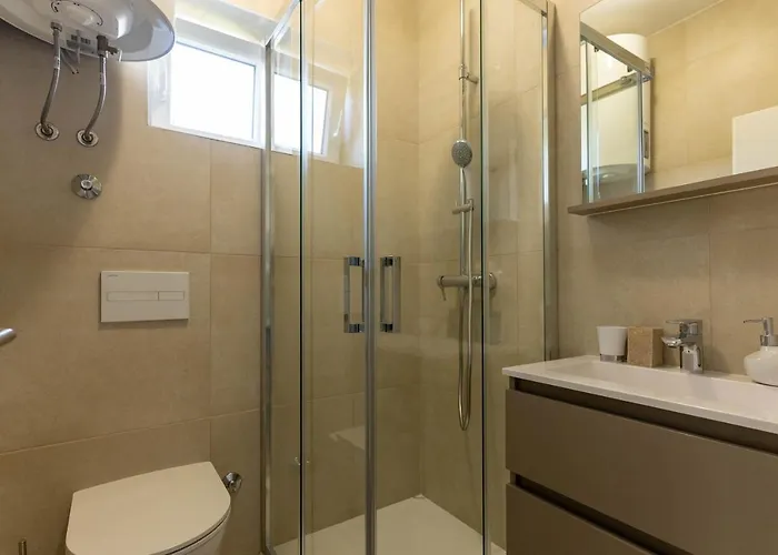 Апартаменты Briuni Riviera Пула