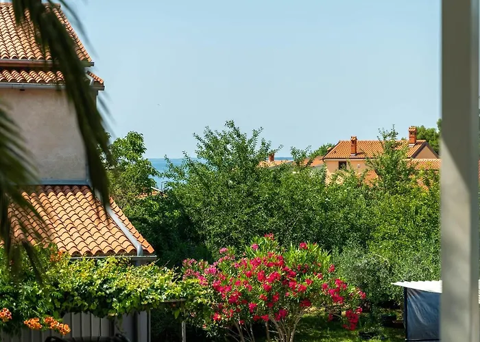 아파트 Briuni Riviera