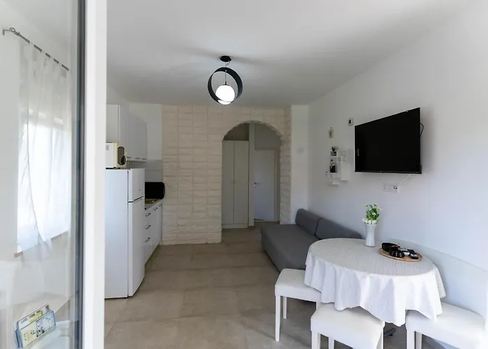 Briuni Riviera 풀라